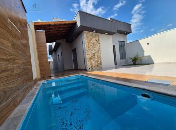 Casa · 98m² · 3 Quartos · 3 Vagas · Conforto e Estilo: Casa Térrea com Piscina no Flamboyant