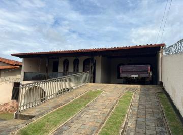 Casa · 174m² · 3 Quartos · 2 Vagas · Casa à venda, 3 quartos, 1 suíte, 2 vagas, Centro - Capim Branco/MG