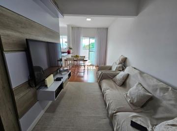 Sala · Apartamento à venda no Vila Voturua em São Vicente.