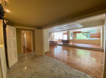 Apartamento · 190m² · 4 Quartos · 1 Vaga · Copacabana! Legítimo 4 quartos com varanda e 1 vaga na escritura! 190m²