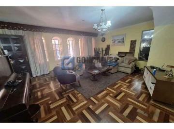A (30) · Sobrado Residencial para Aluguel | 5 Quartos, 3 Vagas | Bairro Barcelona, São Caetano do Sul