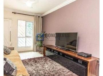 A (30) · Sobrado para Aluguel em Santa Paula, São Caetano do Sul – 180 m², 3 suítes e 3 vagas