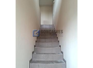 A (20) · Sobloja Comercial para Alugar em Santo Antônio, São Caetano do Sul – 220 m² (110 m² interno + 110 m²