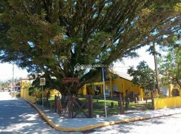 Casa · 260m² · 5 Quartos · 2 Vagas · Casa com 5 quartos na Praia da ferrugem