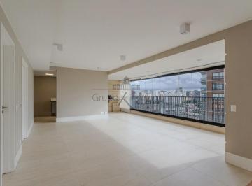 Apartamento · 147m² · 3 Quartos · 2 Vagas · Apartamento - Itaim Bibi - 3 Suítes - 147m².