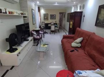 Casa · 135m² · 3 Quartos · 2 Vagas · Excelente sobrado geminado na Vila assunção próximo a praia