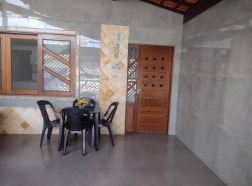 Casa · 62m² · 2 Quartos · 2 Vagas · Excelente casa reformada de 02 dormitórios, 02 vagas de garagem. O imóvel está localizado no Vilamar