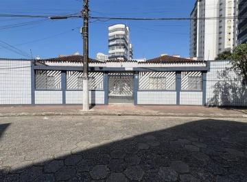 Casa · 28m² · 1 Quarto · 1 Vaga · Casa de condomínio tipo kitnet reformado com vaga de garagem, na Guilhermina.