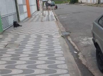 Casa · 29m² · 1 Quarto · 1 Vaga · Casa de condomínio térrea de 01 quarto com quintal privativo.