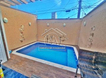 Casa · 97m² · 2 Quartos · 2 Vagas · Excelente casa de 02 dormitórios, garagem para 2 carros e também uma ótima piscina no bairro Caiçara