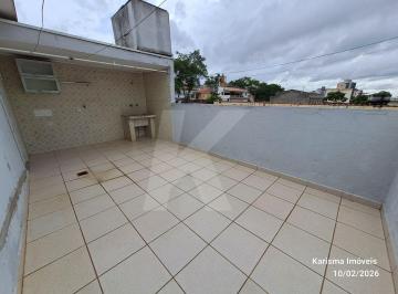 Casa · 140m² · 3 Quartos · Casa assobradada com 3 quartos, sala, cozinha, banheiro, área de serviço, quintal