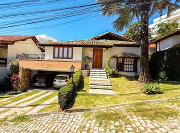 Casa · 318m² · 5 Quartos · 2 Vagas · Casa em Piratininga, Niterói/RJ de 318m² 5 quartos à venda por R$ 2.350.000,00