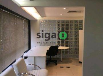 Comercial · 62m² · 2 Vagas · Conjunto Comercial em Moema à Venda Próximo ao Metrô com 2 Vagas e Renda Ativa