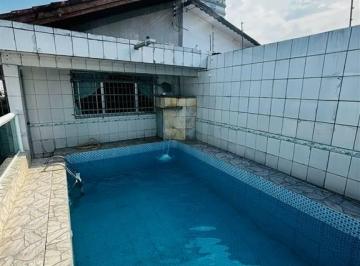 Casa · 123m² · 2 Quartos · 4 Vagas · Espaçosa Casa à Venda na Vila Caicara, Praia Grande - 2 Quartos e Piscina
