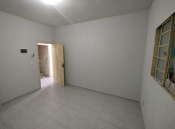 Comercial · 18m² · Sala em Vila Amorim, Suzano/SP de 18m² para locação R$ 700,00/mes