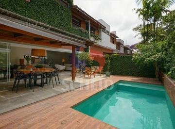 Casa · 321m² · 4 Quartos · 2 Vagas · Casa em condomínio exclusivo próxima ao metrô no Alto da Boa Vista