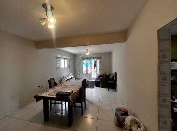Casa · 165m² · 3 Quartos · 5 Vagas · Casa em Candeias