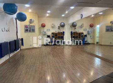Comercial · 40m² · 1 Vaga · Sobreloja Comercial para locação com 40 m² em Ipanema RJ