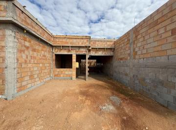 Casa · 76m² · 3 Quartos · 2 Vagas · Casa independente à venda no bairro Sagrada Família