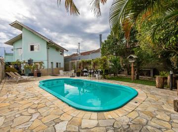 314e8bb1dd6e2588360c79ad72ec840c5d8c8e48 · Sobrado com Piscina no Bairro Alto - 3 Quartos 1 suíte