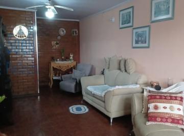 Foto 01 · Casa plana e bem localizada na Vila Teixeira-próxima a Rua Joaquim Vilac-3 quartos sendo 1 suíte-2 v