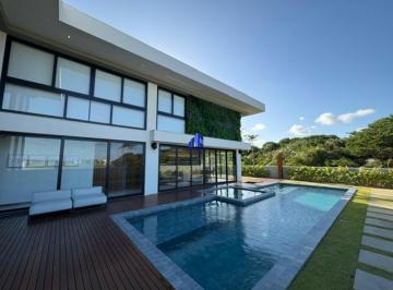 Foto 02 · CASA À VENDA EM ALPHAVILLE GUARAJUBA 1, PORTEIRA FECHADA R$ 12.900.000,00 FRENTE MAR, 5 SUÍTES, MOBI