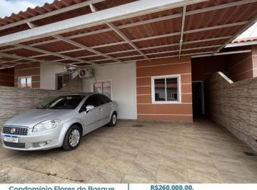 Imagem 1 · Vendo casa de 03 quartos, reformada, localizada no Condomínio Flores do Bosque, próximo a Etapa C