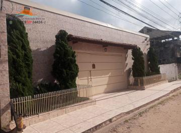 i1.jpg · Vende-se bela casa