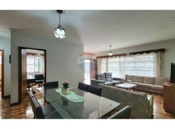 Casa · 283m² · 3 Quartos · 6 Vagas · Assobradada  no Campestre em Santo André com 500m² de Terreno