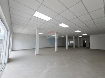 Comercial · 120m² · 4 Vagas · Loja Comercial Moderna em Peruíbe - Ótimo Preço!