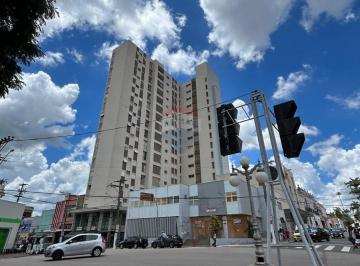 Apartamento · 136m² · 3 Quartos · Apartamento Reformado com 136m² no Centro de Itu – R$ 379.000