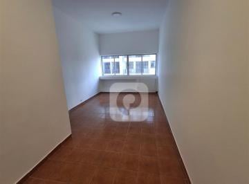 Apartamento · 60m² · 2 Quartos · 1 Vaga · Apartamento REFORMADO 2 quartos, metro, vaga. Oportunidade!!