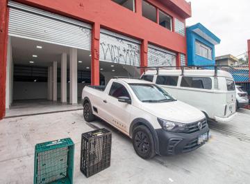 Comercial · 250m² · 2 Quartos · 3 Vagas · Loja na Avenida Renata, N. 473 • 250 m²