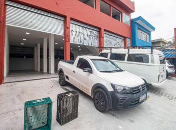 Comercial · 250m² · 2 Quartos · 3 Vagas · Loja na Avenida Renata, N. 473 • 250 m²
