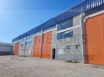 Comercial · 800m² · Barracão – Oportunidade imperdível para locação em Colombo!