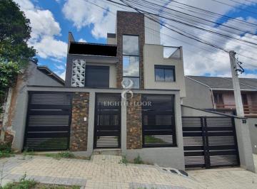 Casa · 210m² · 3 Quartos · 2 Vagas · SOBRADO PROX PQ.SÃO LOURENÇO