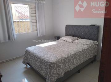 Casa · 200m² · 3 Quartos · 4 Vagas · Imperdível! Casa à venda no Centro de São José dos Campos-SP: 3 quartos, 1 suíte, 2 salas, 2 banheir