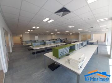 Comercial · 500m² · 10 Vagas · Sala comercial 500m² mobiliada em Alphaville para Locação.