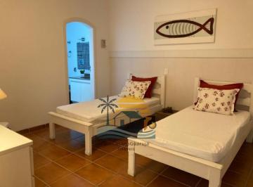 Casa de 6 quartos, Guarujá · Casa à venda no bairro Acapulco em Guarujá/SP
