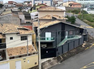 Casa de 3 quartos, Extrema · CASA À VENDA EM EXTREMA – MG DA FINANCIAMENTO TEM ESCRITURA