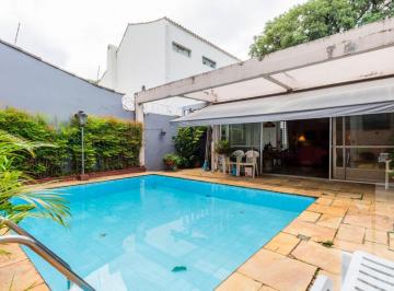 Casa · 493m² · 3 Quartos · 3 Vagas · Casa Térrea com 493 metros bem distribuídos, 3 dormitórios e 3 vagas