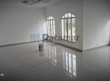 Casa · 160m² · 2 Quartos · 3 Vagas · Casa terrea a Venda, com dois quartos na Vila Sonia.