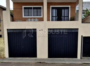 Casa · 150m² · 3 Quartos · 2 Vagas · Casa a venda no Centro com 3 Quartos e 2 banheiros ( 150 m2 )