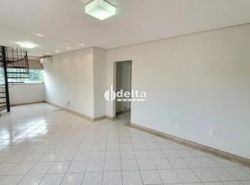 Casa · 528m² · 3 Quartos · 2 Vagas · apartamento em condomínio com 3 quartos sendo 1 suíte disponível para venda no bairro Daniel Fonseca