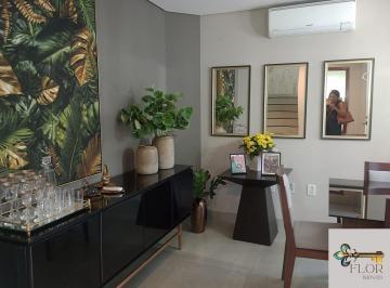 Casa · 230m² · 4 Quartos · 4 Vagas · Condomínio Flores do Cerrado - Sobrado à venda no Condomínio Flores do Cerrado em Cuiabá com 4 suíte