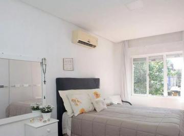Apartamento · 75m² · 2 Quartos · Apartamento com sacada, Bairro Santana, Porto Alegre/RS
