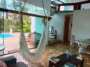 Imagem do Imóvel · Linda casa com 05 dorms, sendo 4 suítes, com piscina a 90 mts. da praia !!!