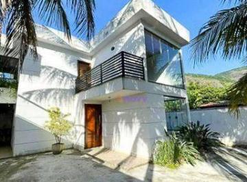 73e69e089ba96370b5fcb71db655b1c3ec0e72cd · Casa com 4 dormitórios à venda, 180 m² por R$ 1.300.000,00 - Itaipu - Niterói/RJ