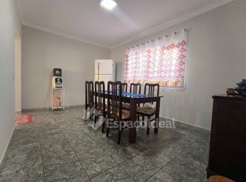 img0 · ÓTIMA CASA COM 3 DORMITÓRIOS EM BAIRRO VALORIZADO
