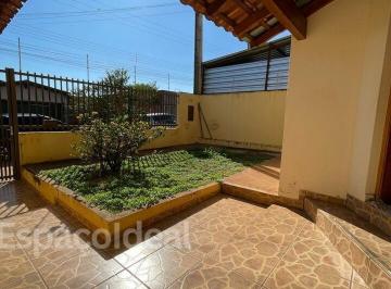 img0 · CASA COM 2 DORMITÓRIOS EM EXCELENTE BAIRRO